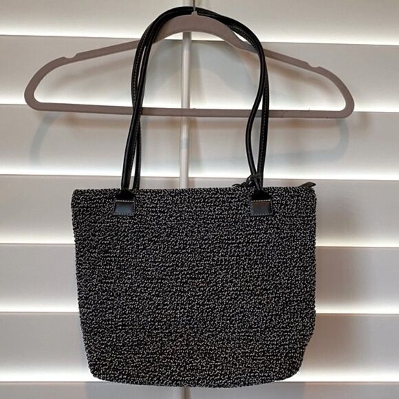 SAK Original Crochet Shoulder Purse/Bag in Black & White. Good Condition - Picture 8 of 14